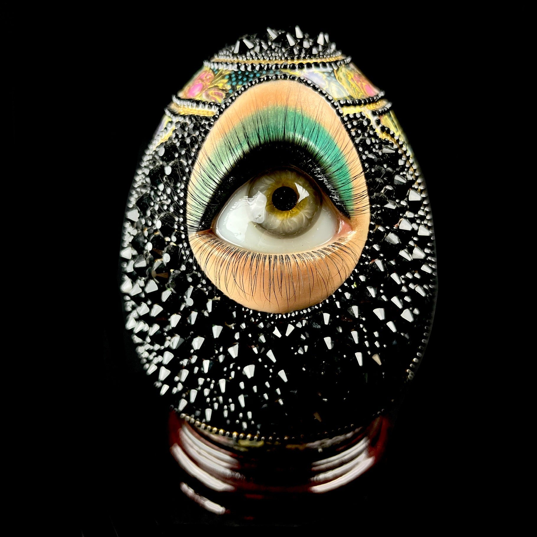 Front view of Cleo the Crystal Egg