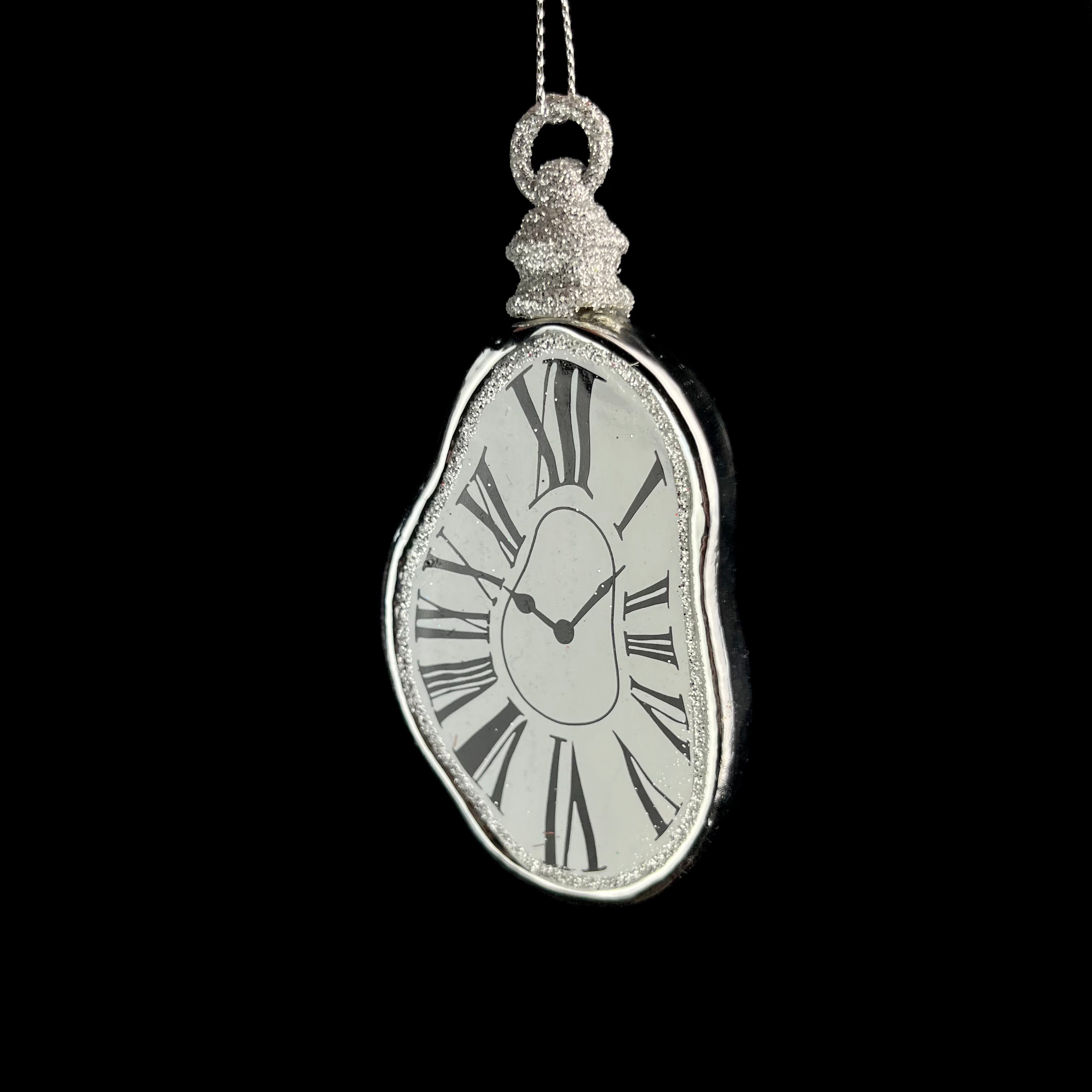 Irregular "melting" shaped clock face