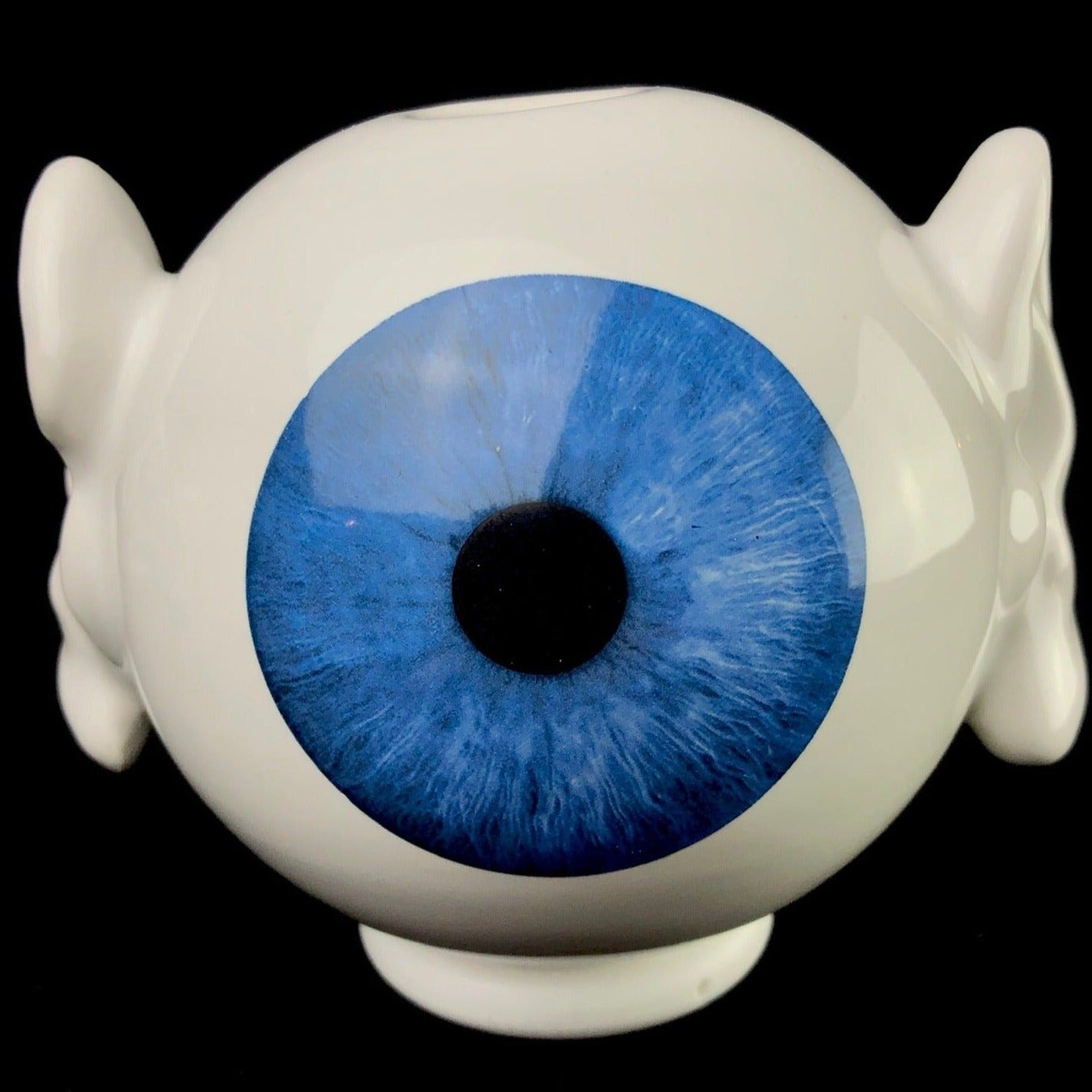 Front view of Blue Eye Vase