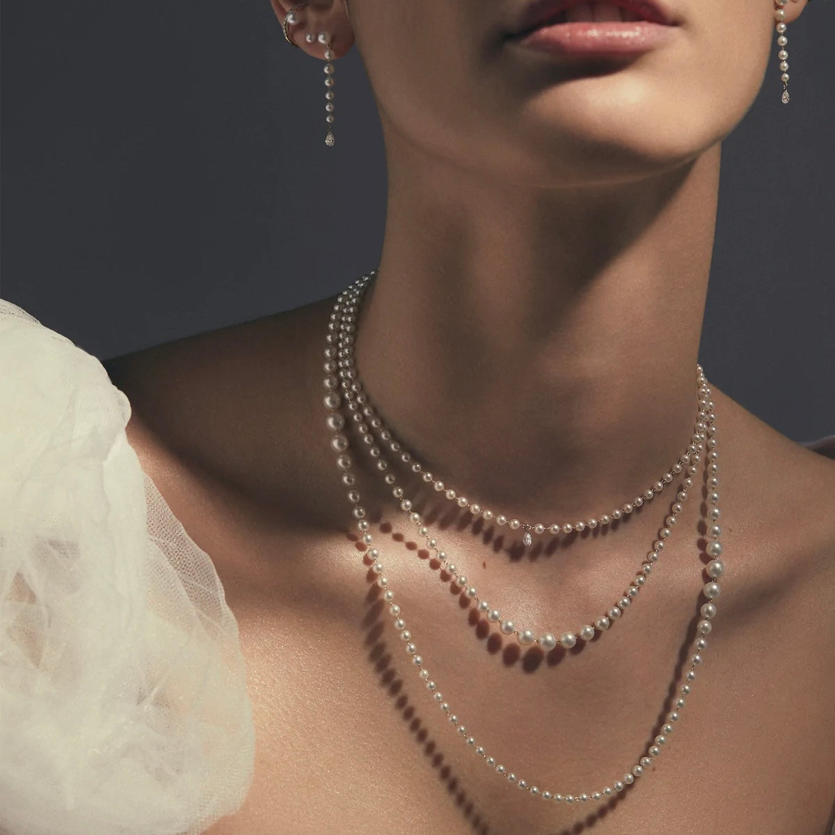 Symmetrical Cascading Pearl Necklace