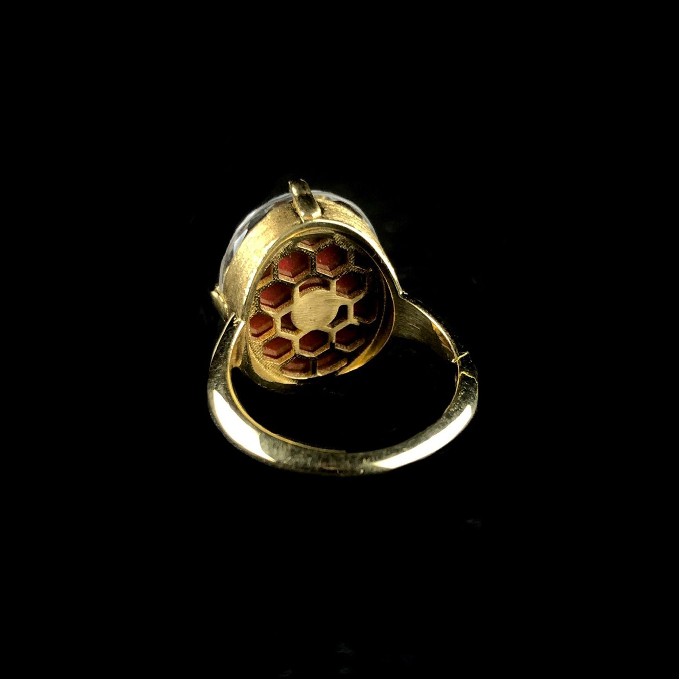 Honeycomb detail on underside of Gold Skull Ring