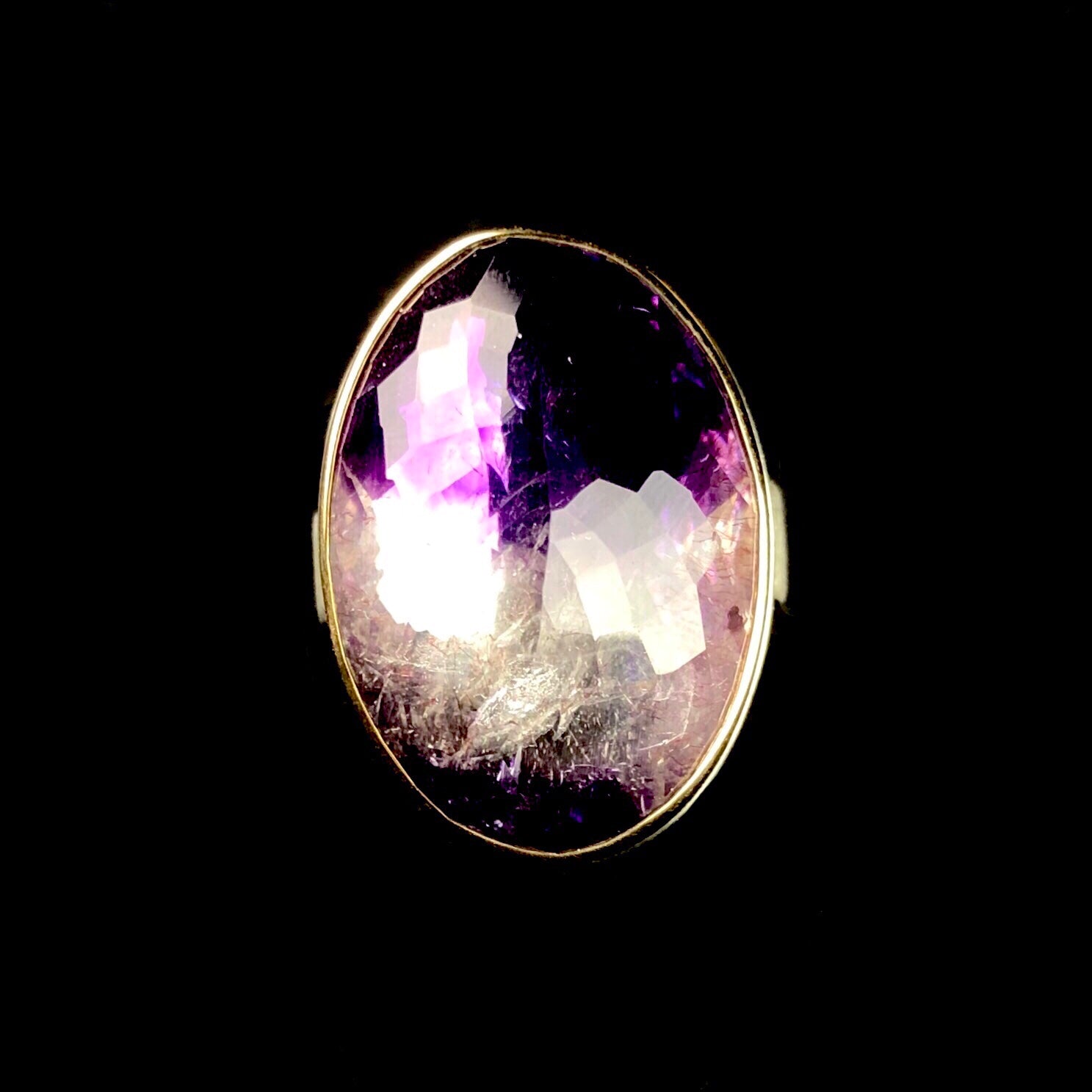 Front view of oval shaped Moroccan amethyst ring