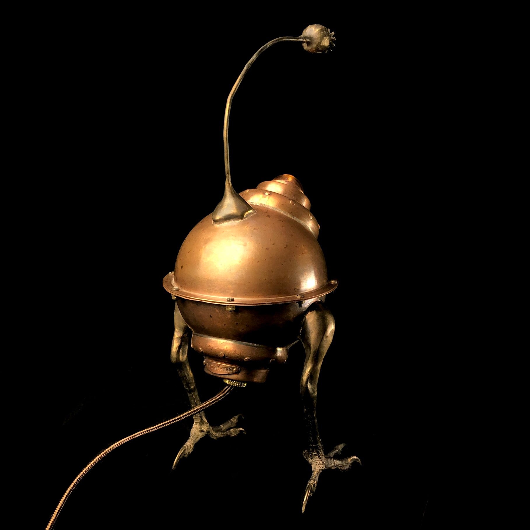 Back view of Opium Gazer Lamp