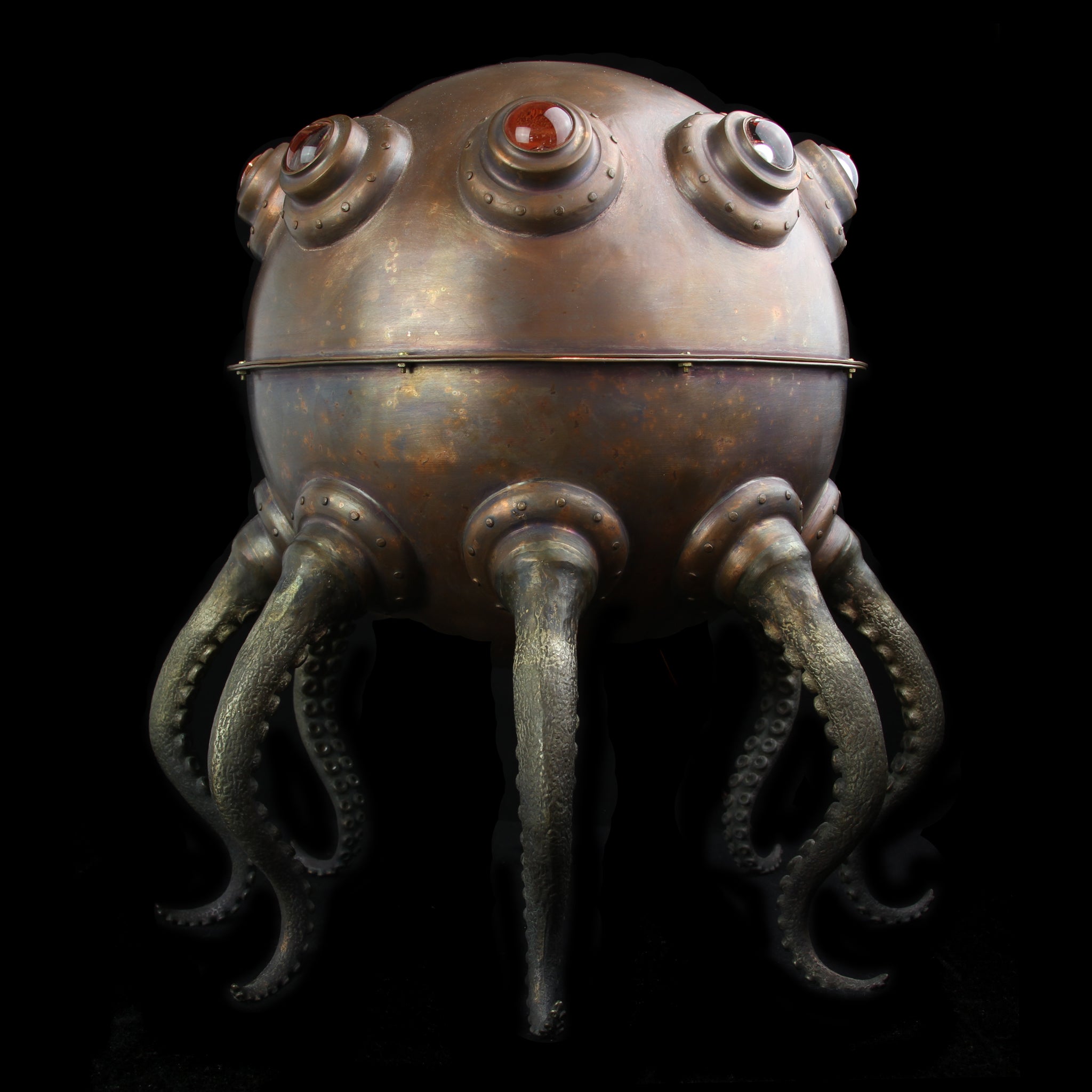 Front view of Grandfather Octopod Desk Lamp