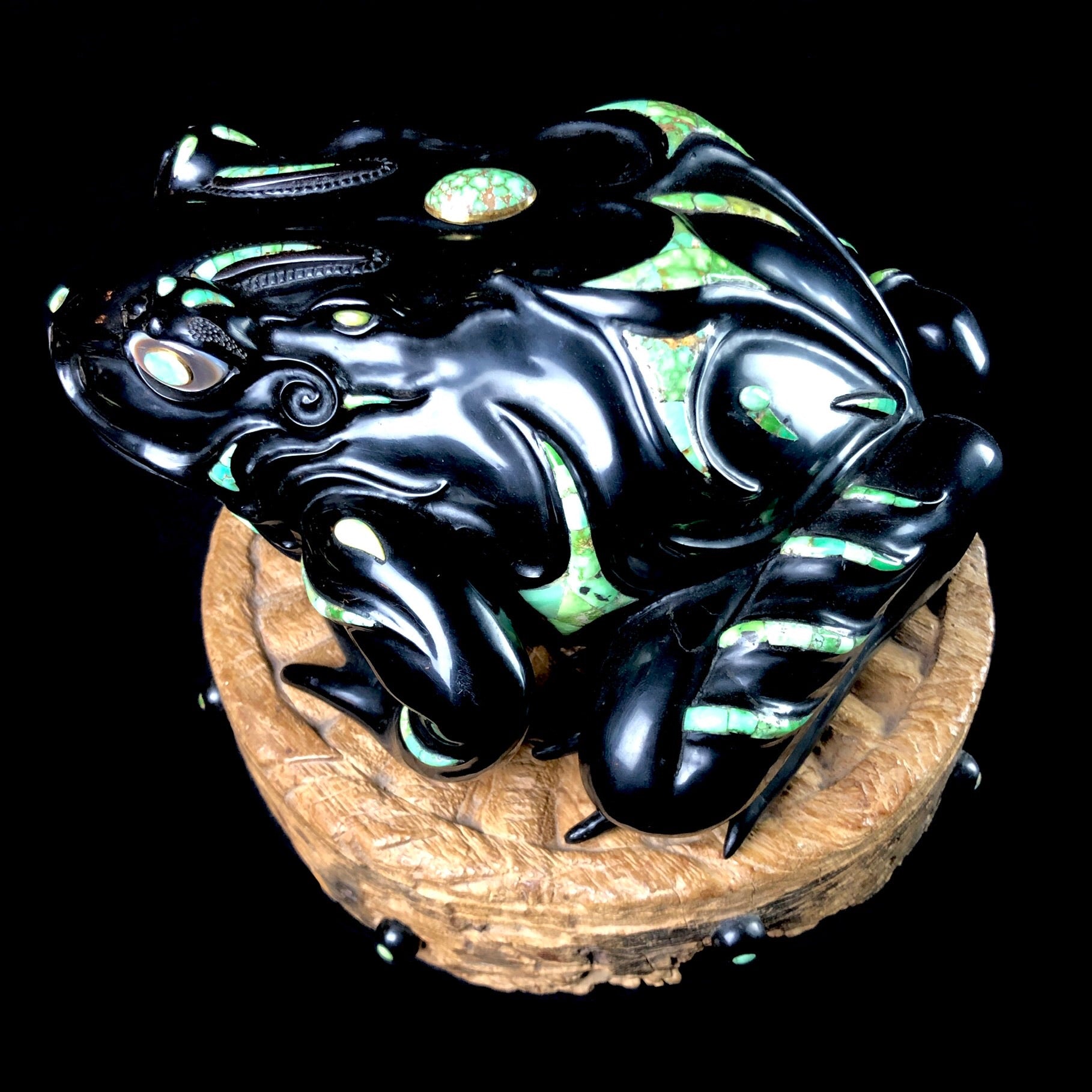 Alternate side view of Jet Frog Sculpture