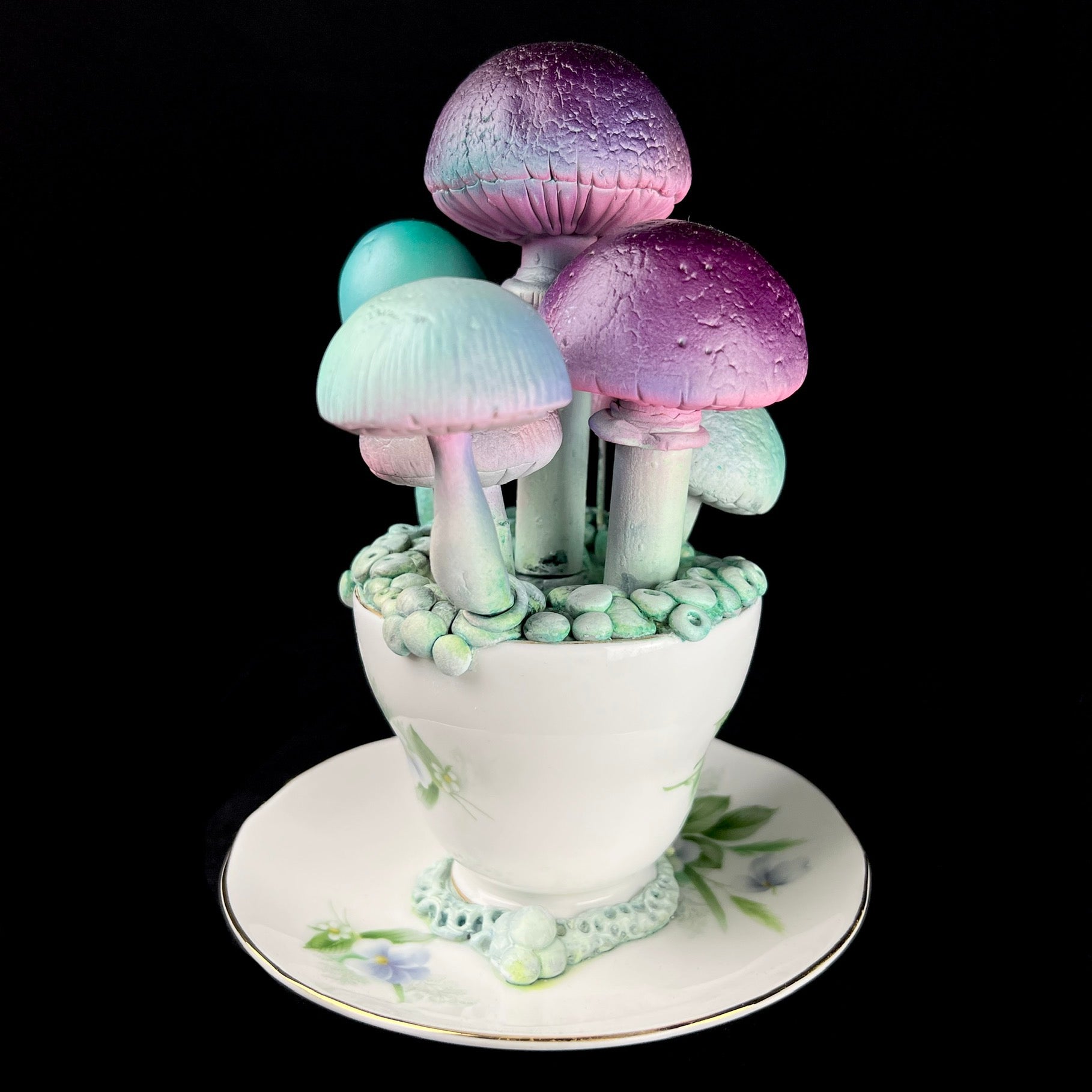 Front view of Duchess Mushroom Teacup