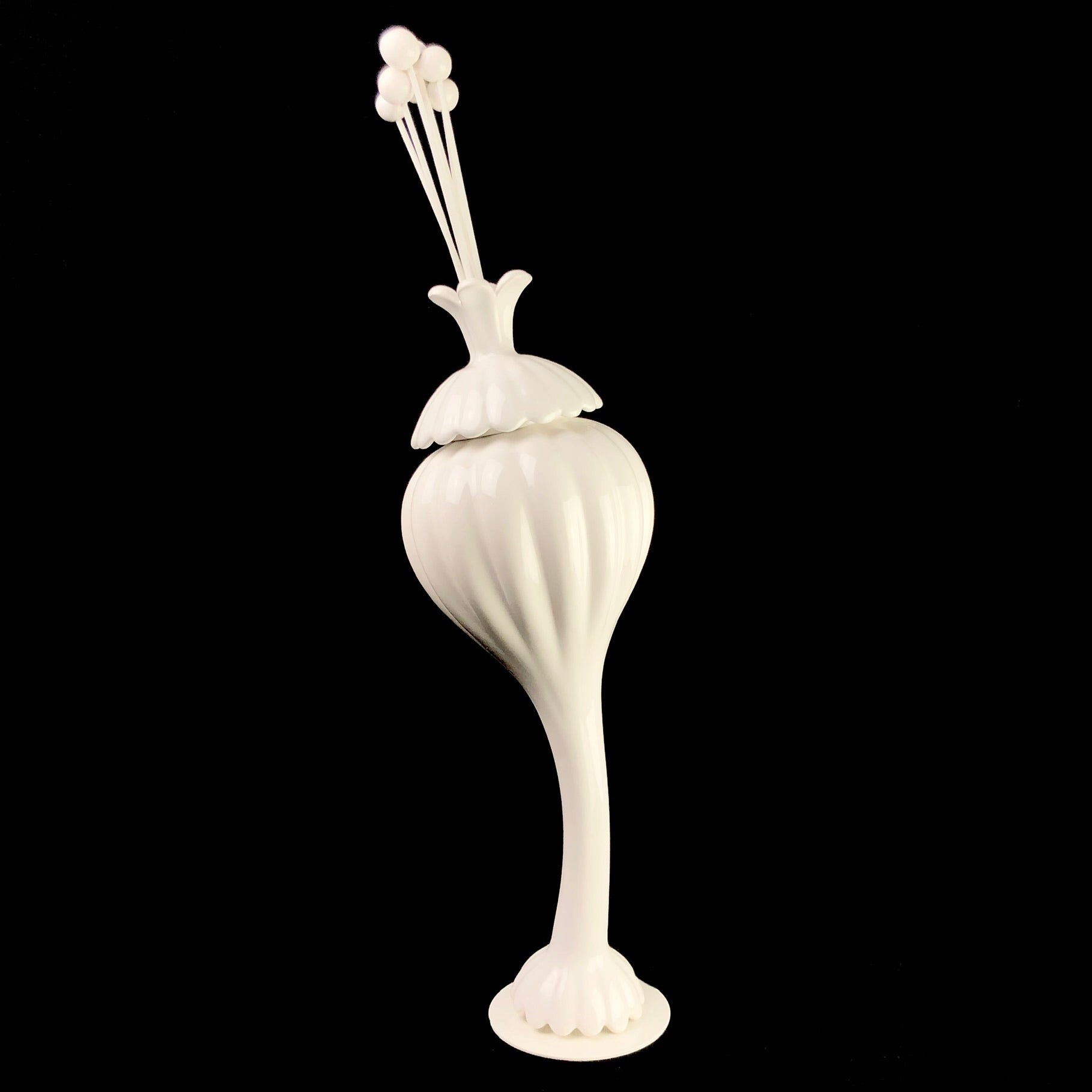Side view of Ceramic Flower Oil Diffuser
